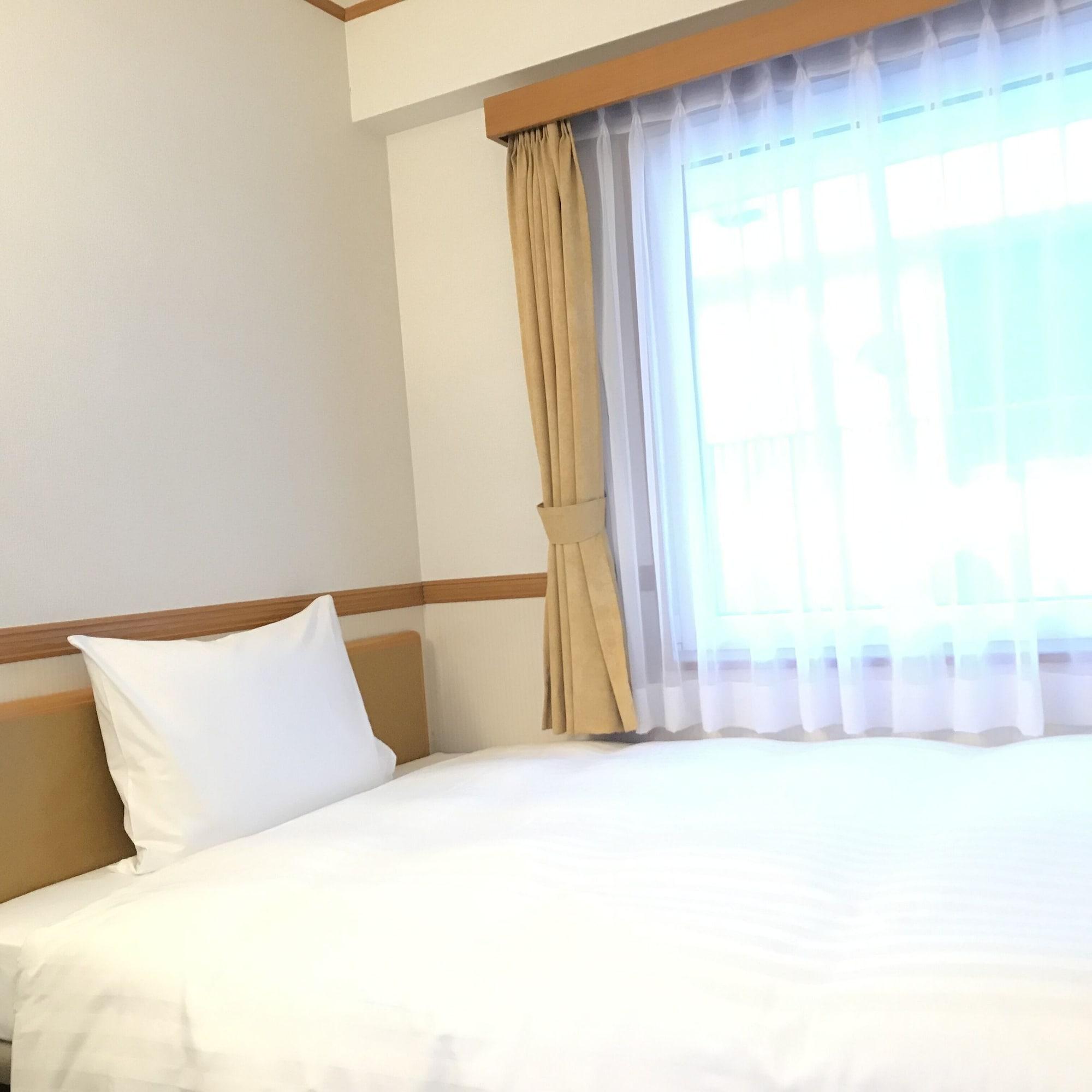 Toyoko Inn Yokohama Tsurumi Eki Higashi Guchi Exteriér fotografie