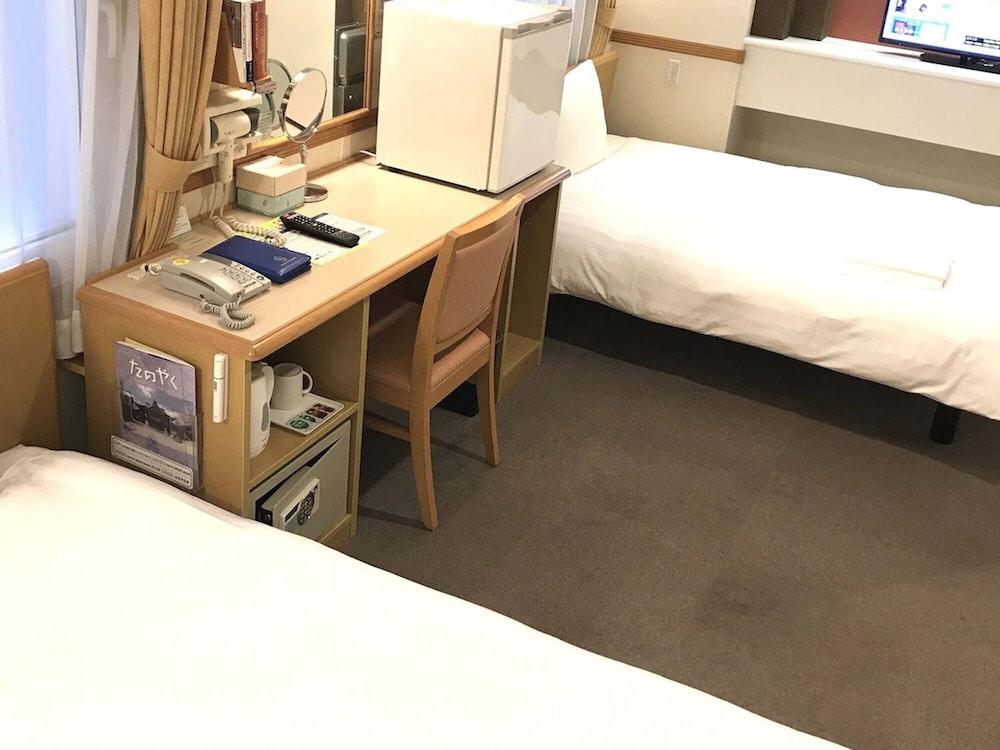 Toyoko Inn Yokohama Tsurumi Eki Higashi Guchi Exteriér fotografie