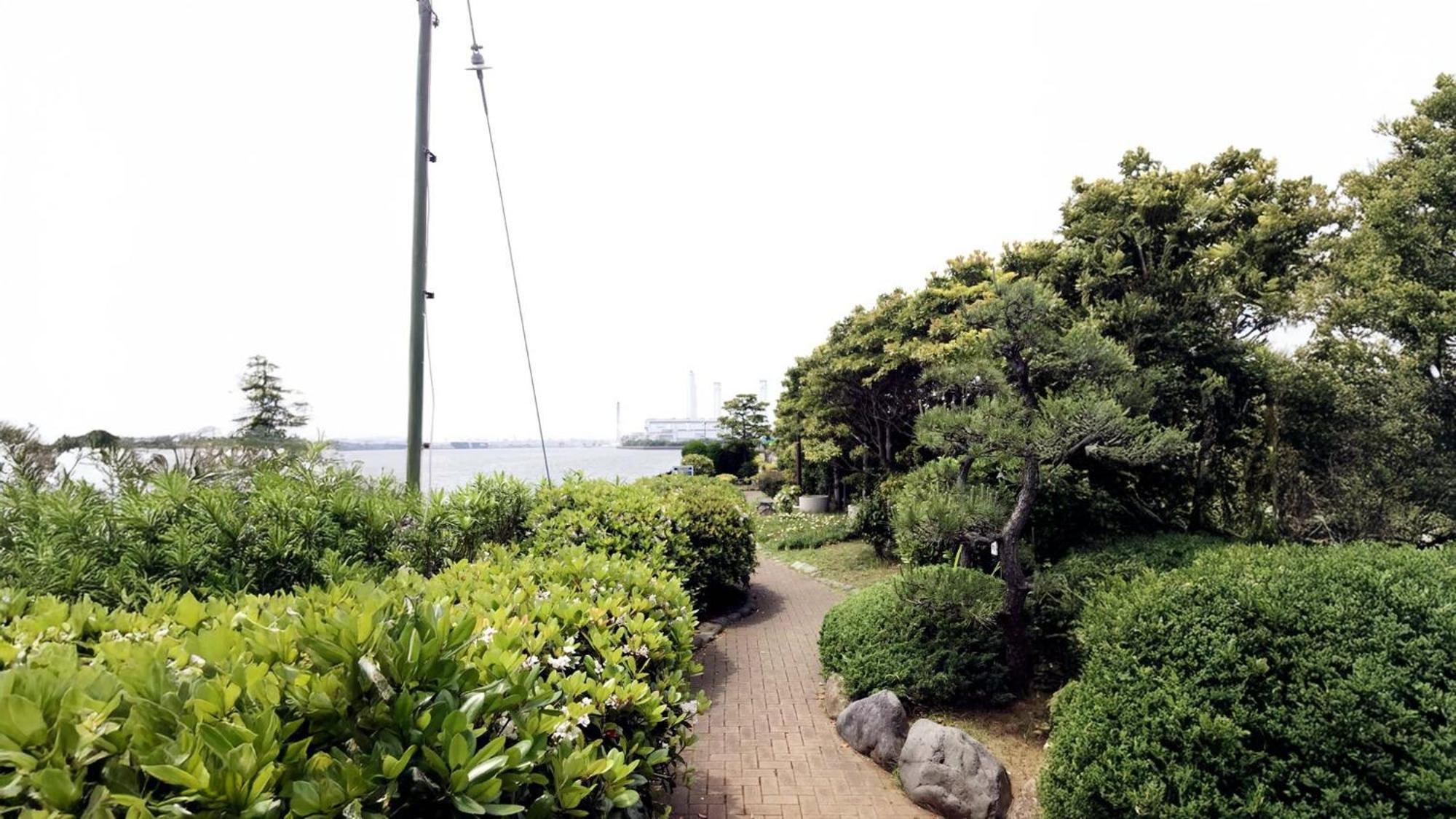 Toyoko Inn Yokohama Tsurumi Eki Higashi Guchi Exteriér fotografie